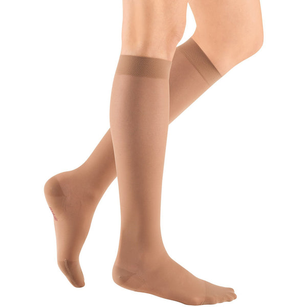 mediven sheer & soft, 15-20 mmHg, Calf High, Closed Toe