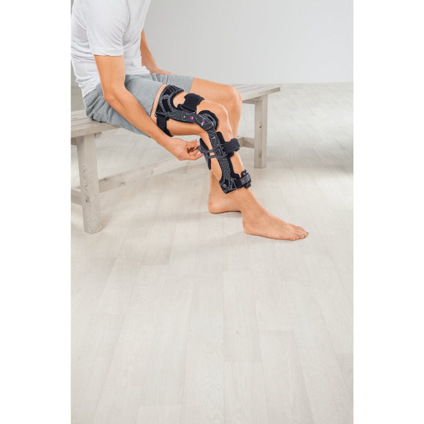 M4s PCL Dynamic knee brace