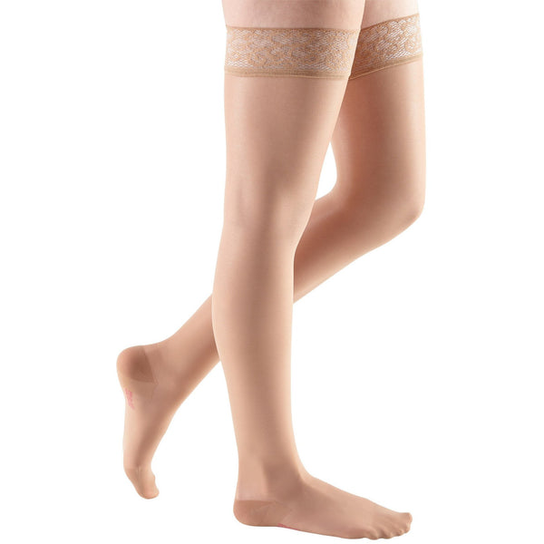 mediven sheer & soft, 15-20 mmHg, Thigh High w/ Lace Top-Band, Closed Toe